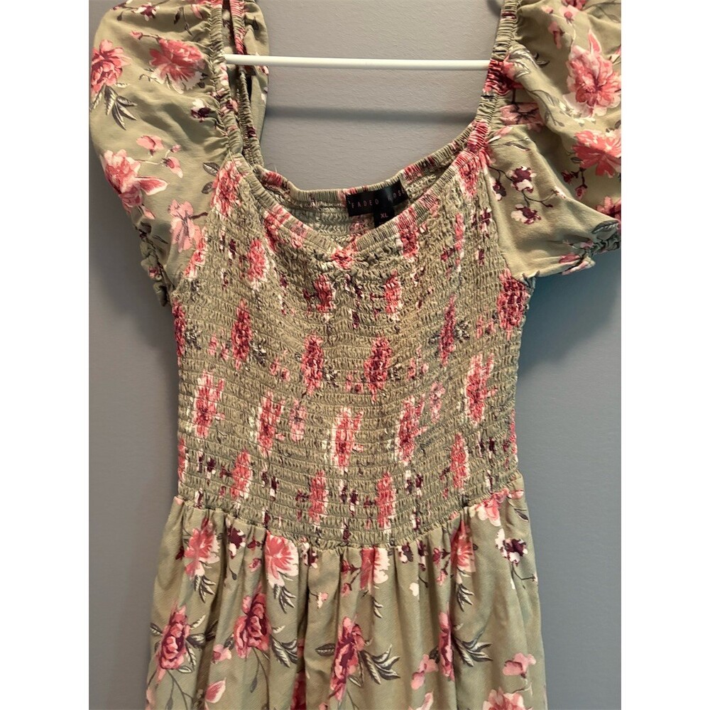Faded Rose Dress Womens XL Sage Green Floral Smocked Puff Sleeve Midi - Picture 2 of 5
